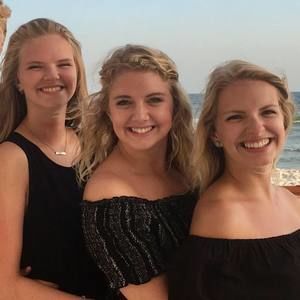 Meet your Posher, Madeline